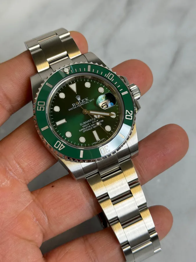 Rolex 2011 116610LV Hulk 15122