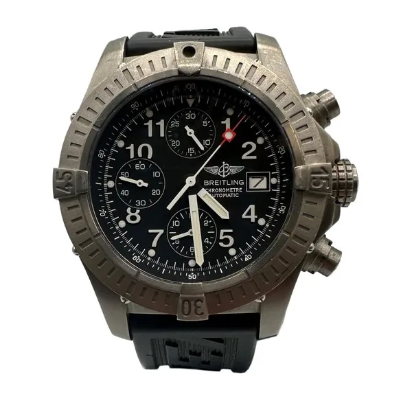 Breitling Avenger E13360 CSNCZ371