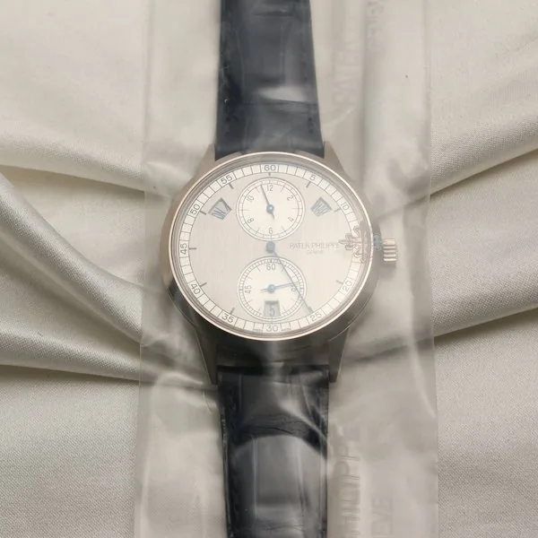 Patek Philippe Annual Calendar 5235G-001