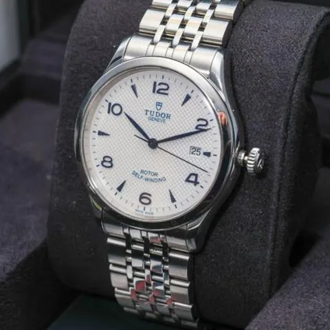 Tudor Unclassified 91550-0005