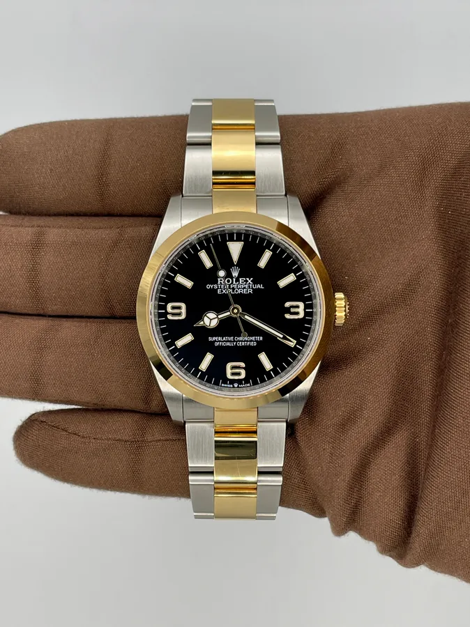 Rolex Explorer 124273-0001