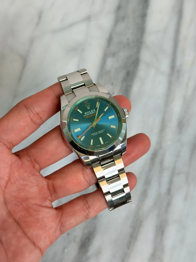 Rolex 2022 116400GV 15269
