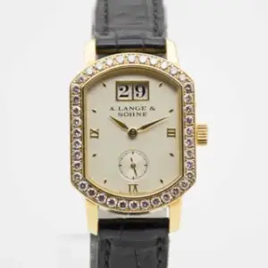A. Lange & Söhne A. Lange & Söhne Lange 1 801.021 24.5mm Yellow gold Champagne