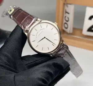 A. Lange & Söhne A. Lange & Söhne Saxonia 211.032 40mm Rose gold Silver