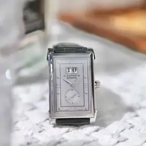 A. Lange & Söhne A. Lange & Söhne Cabaret 107.025 27mm Platinum