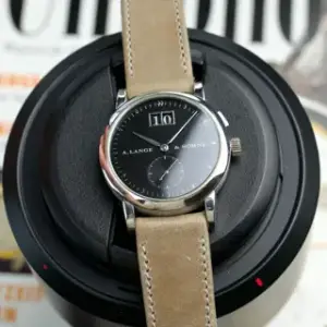 A. Lange & Söhne A. Lange & Söhne Saxonia 105.035 34mm Platinum Black