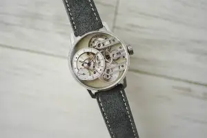 Armin Strom Gravity Equal Force Maillechort Montre de Souscription 3