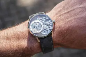 Armin Strom Montre de Souscription 3 Gravity Equal Force Maillechort
