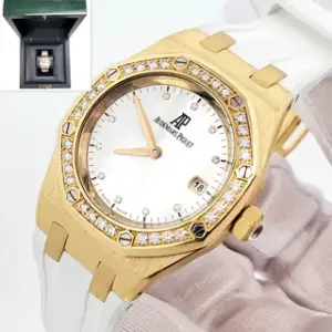 Audemars Piguet Audemars Piguet Royal Oak Lady 67601BA.ZZ.D012CR.03 33mm Yellow gold White