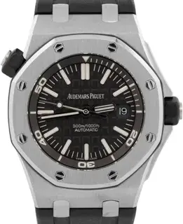 Audemars Piguet Audemars Piguet Royal Oak Offshore Diver 15703ST.OO.A002CA.01 42mm Stainless steel Black