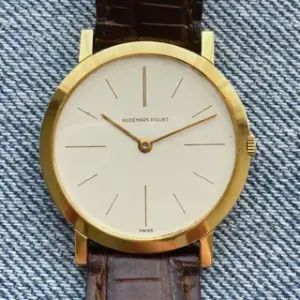 Audemars Piguet Audemars Piguet Ultra-thin 30mm Yellow gold White