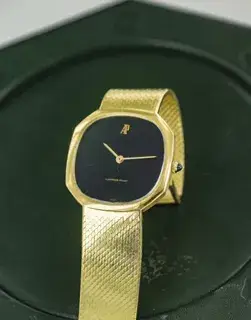 Audemars Piguet Audemars Piguet Classic 8548 28mm Yellow gold Black