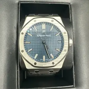 Audemars Piguet Audemars Piguet Royal Oak 15500ST.OO.1220ST.01 41mm Stainless steel Blue