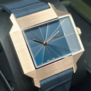 Audemars Piguet Audemars Piguet (re)Master 15240SG.OO.A347CR.01 42mm Sand gold Blue