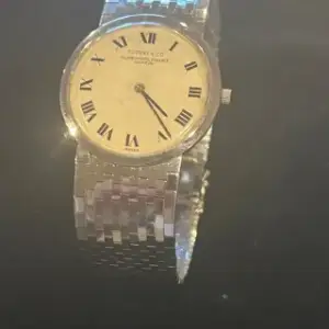 Audemars Piguet Audemars Piguet Ultra-thin (CASE NO. 47429) 31mm White gold Silver