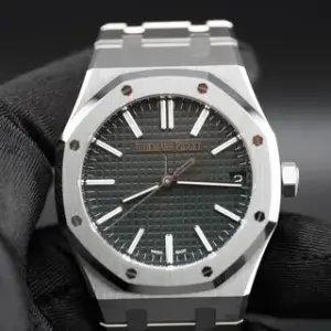 Audemars Piguet Audemars Piguet Royal Oak 15510ST.OO.1320ST.09 41mm Stainless steel Green