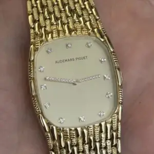 Audemars Piguet Audemars Piguet Cobra 26.59mm White gold Golden