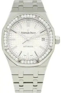 Audemars Piguet Audemars Piguet Royal Oak Lady 15451ST.ZZ.D011CR.01 OAK 37mm Stainless steel Silver