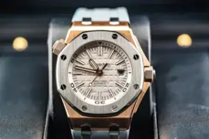 Audemars Piguet Audemars Piguet Royal Oak Offshore Diver 15711OI.OO.A006CA.01 42mm Rose gold Gray