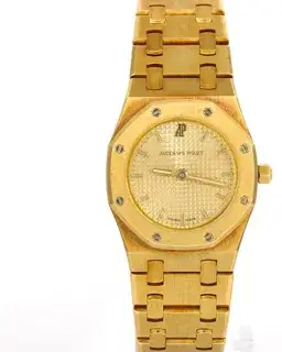 Audemars Piguet Audemars Piguet Royal Oak Lady 66339BA 25mm Yellow gold Champagne
