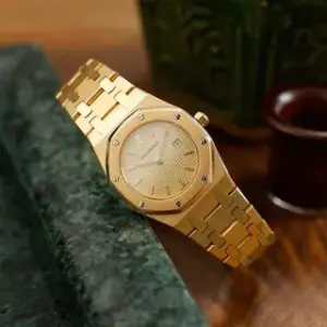 Audemars Piguet Audemars Piguet Royal Oak Lady 30mm Yellow gold