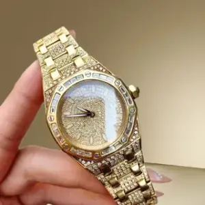 Audemars Piguet Audemars Piguet Royal Oak Lady 67601 33mm Rose gold