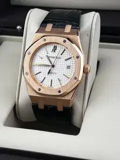 Audemars Piguet Audemars Piguet Royal Oak 15300OR.OO.D088CR.02 39mm Rose gold White