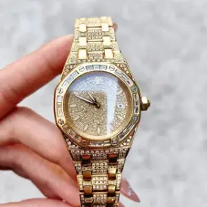 Audemars Piguet Audemars Piguet Royal Oak Lady 67601 33mm Rose gold Golden