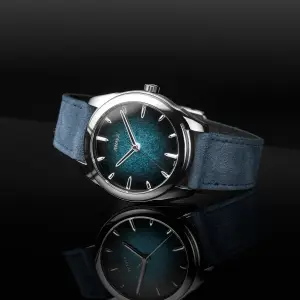 Awake Son Mai - Silver Leaf 'Atlantis Blue'