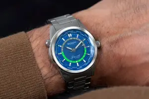Batavi Geograaf GMT & Worldtimer