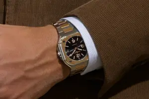 Bell & Ross BR 05 Black Steel & Gold