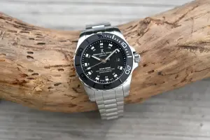 Bernhard H. Mayer Wave Rider