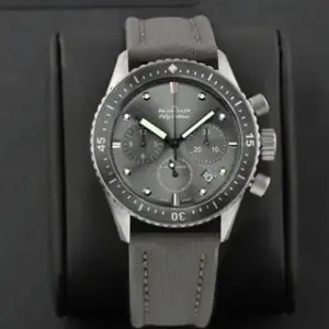 Blancpain Blancpain Fifty Fathoms 5200 1210 G52A 43mm Titanium Dark gray