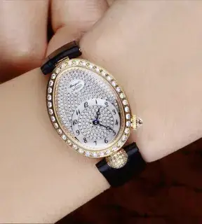 Breguet Breguet Reine de Naples 8928BA/51/944/DD0D3L 33mm Yellow gold White