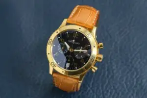 Breguet Breguet Type XX 3820BA/N2/9W6 39.5mm Yellow gold Black
