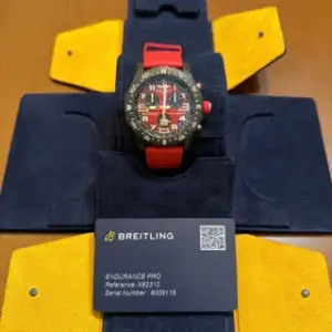 Breitling Breitling Endurance Pro X823109A1K1S1 44mm Carbon fiber Red