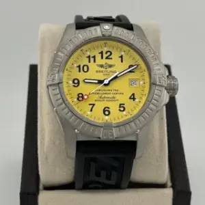 Breitling Breitling Avenger E17370 44mm Titanium Yellow