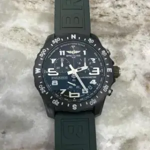 Breitling Breitling Endurance Pro X82310D31B1S1 44mm Carbon fiber Black