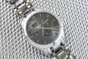 Carl F. Bucherer Manero Peripheral BigDate