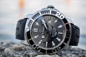 Carl F. Bucherer Patravi ScubaTec Manta Trust