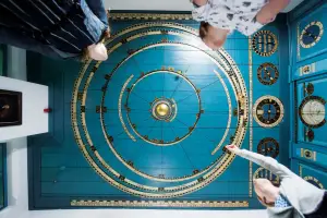 Christiaan van der Klaauw Planetarium Eise Eisinga Limited Edition