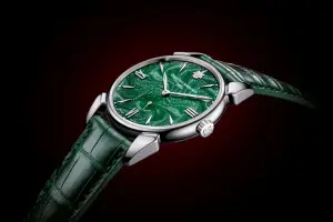 Cuervo y Sobrinos Historiador Flameante Green