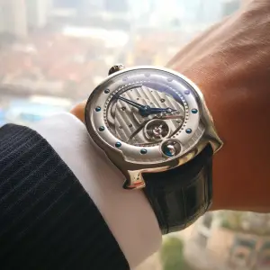 De Bethune DBS