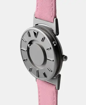 Eone Bradley Canvas Pink