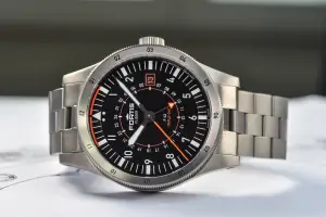 Fortis Flieger F-43 Triple GMT