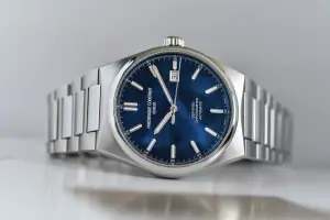Frédérique Constant Highlife