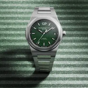 Girard-Perregaux Laureato 42mm Green
