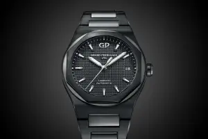 Girard-Perregaux Laureato 42mm Ceramic