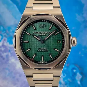 Girard-Perregaux Girard Perregaux LaureatoGreen 2023 Fullset Excellent Condition Warranty