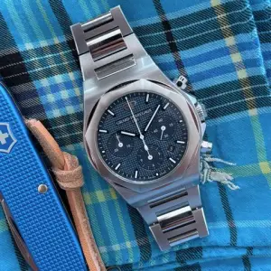 Girard-Perregaux Girard Perregaux LaureatoChronograph 81020-11-431-11A 42mm Blue Dial Circa 2025 Preowned Full Set, Price & Market Data